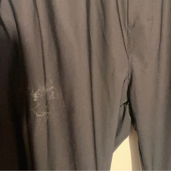 Kenneth Cole women’s Black Athletic Shorts nylon/spandex size medium - Picture 3 of 8